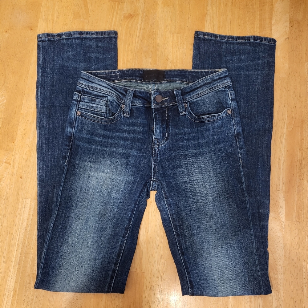 Buckle Black Boot Cut jeans. 25/34